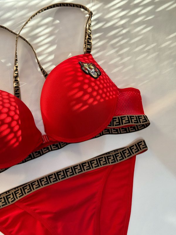 ست سوتین اسفنجی ازجلوبازشو fendi کد 871 - تصویر 3